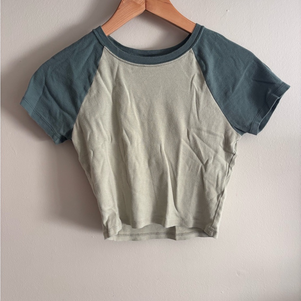 Hollister 2 Tone Green Raglan Crop Top